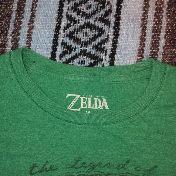 The Legend of Zelda Tee Shirt - Picture 5 of 7